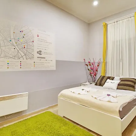 Stop And Go Budapest